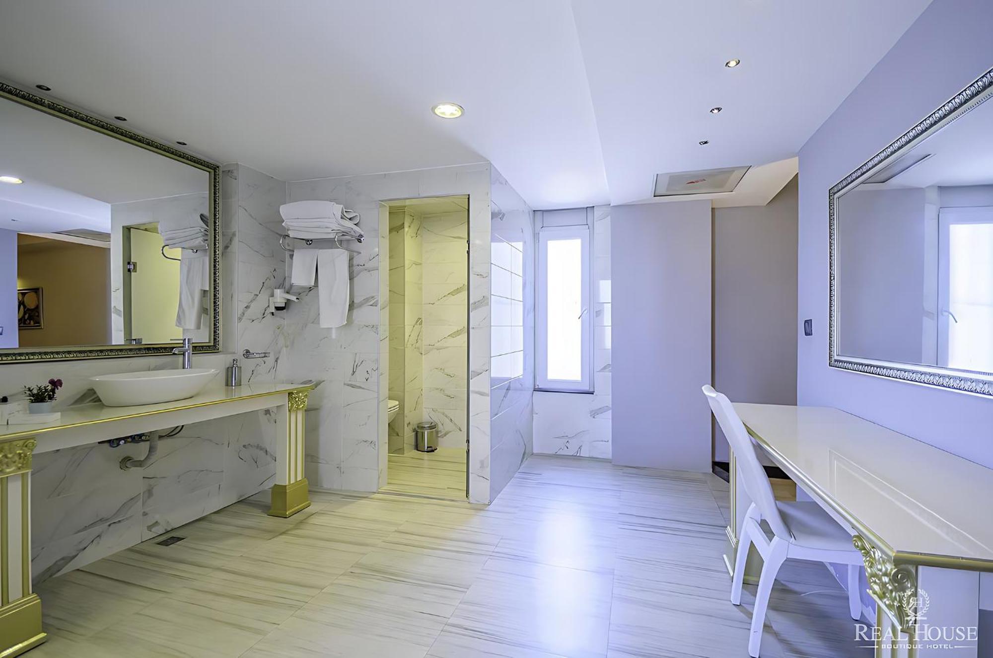 קייסרי Real House Hotel מראה חיצוני תמונה